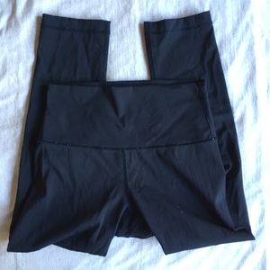 Lululemon Wunder Under Crop (HR)